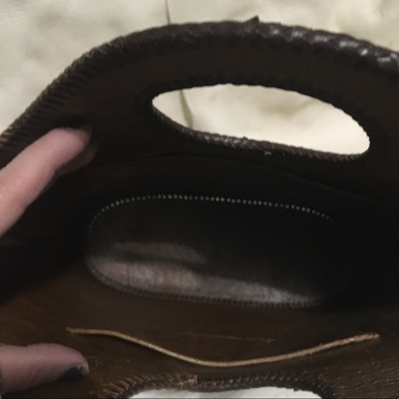 Beautiful hand tooled vintage bag - Picture 6 of 7